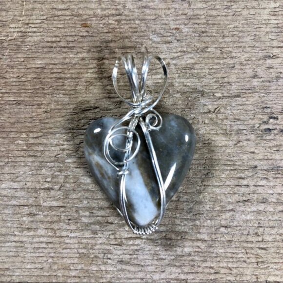 Silver Wrapped Jasper Heart Wishing Stone Necklace Pendant - Picture 1 of 4
